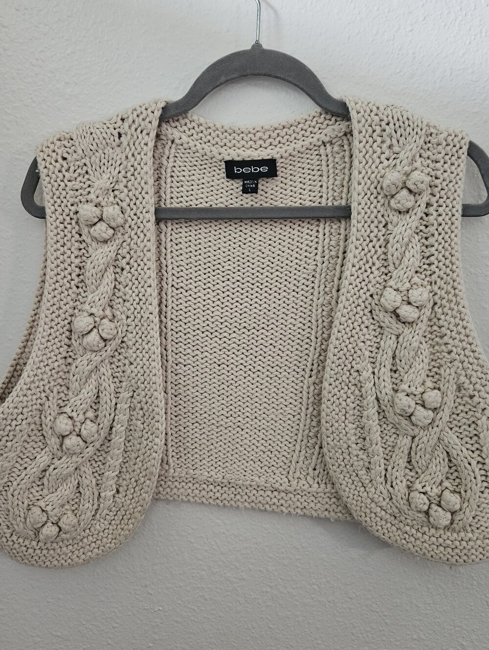 Bebe Chunky Cable Knit Cardigan Open Front Wool Blend Chamomile Beige Cream L